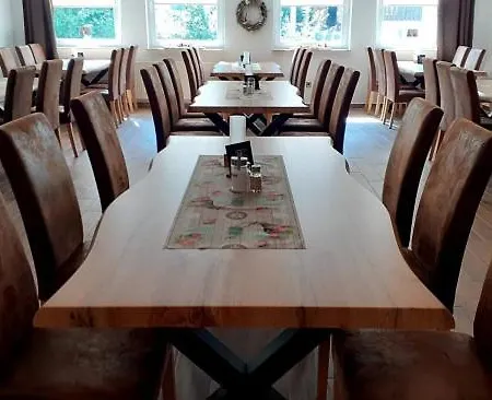 호텔 Haus Am Stein 3*